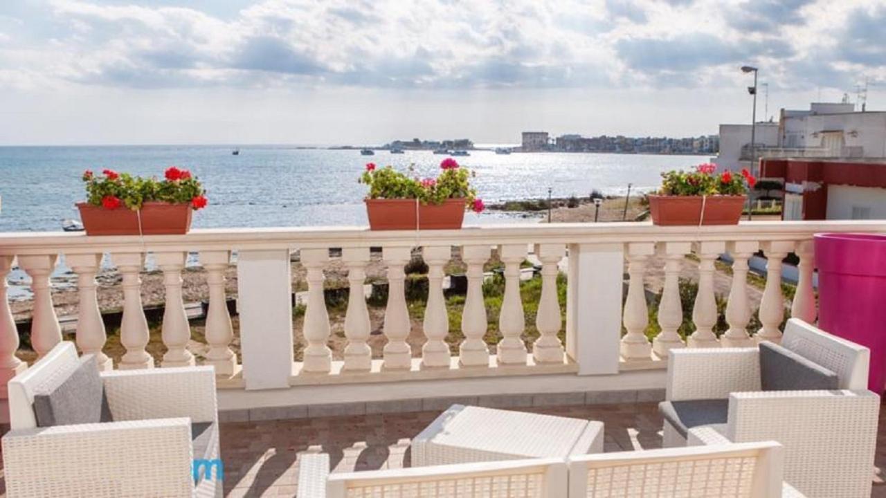 Estasi Sul Mare Bed & Breakfast Porto Cesareo Bagian luar foto