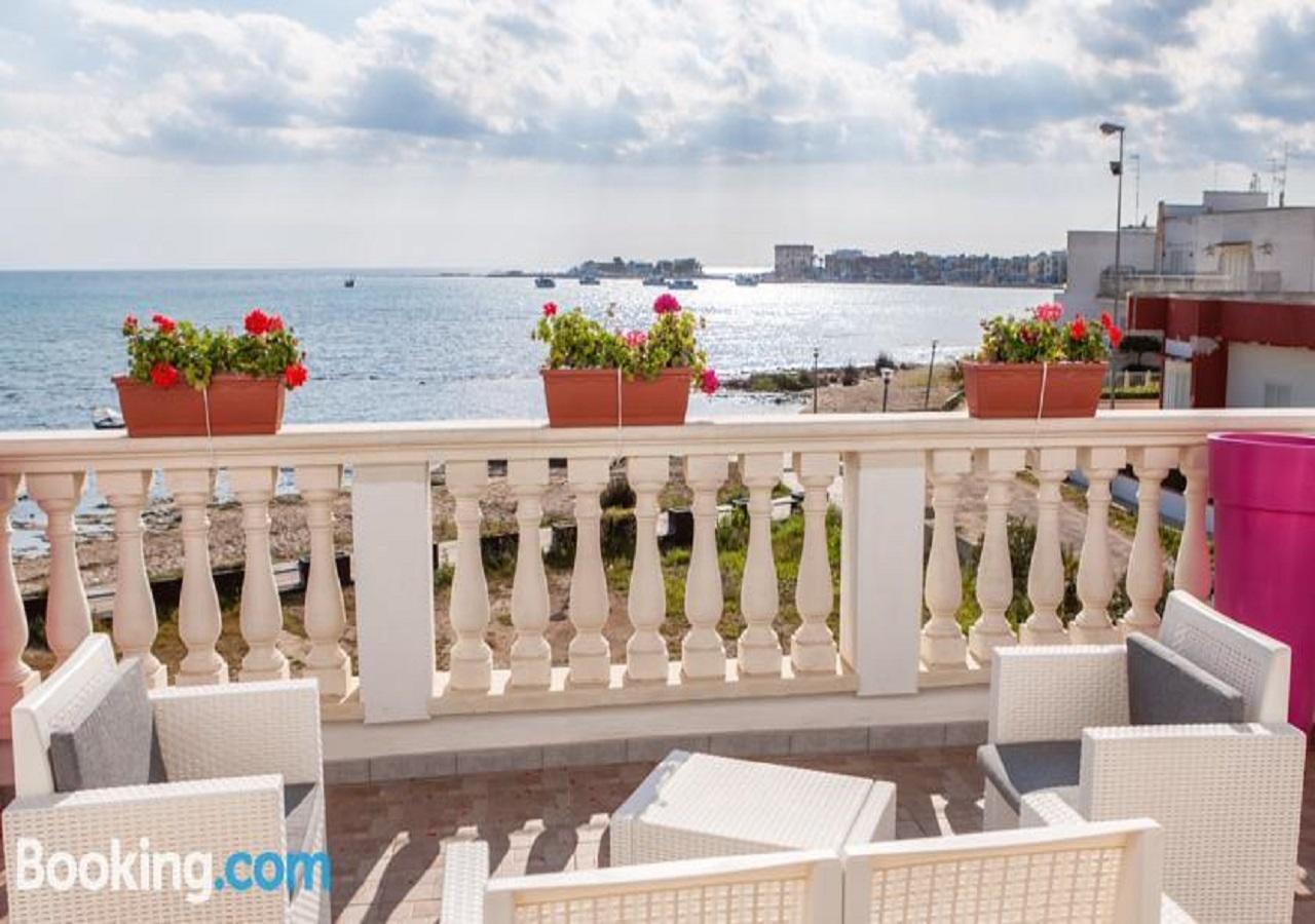 Estasi Sul Mare Bed & Breakfast Porto Cesareo Bagian luar foto