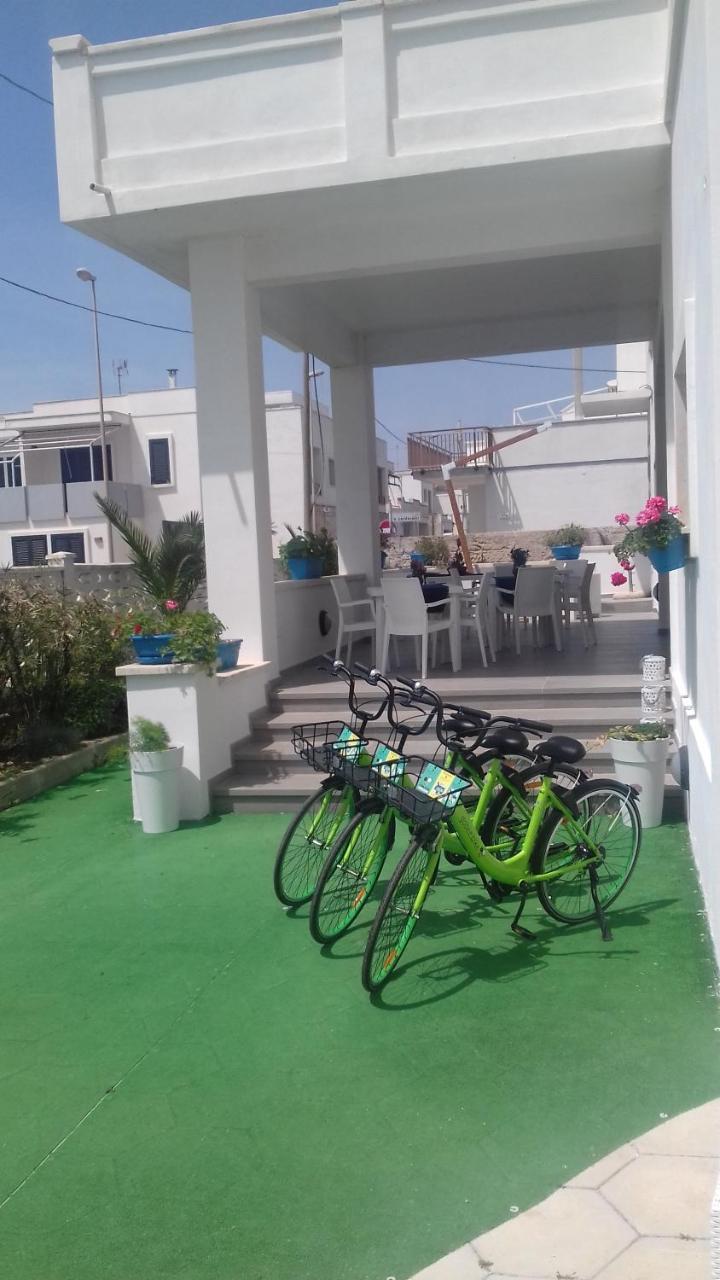 Estasi Sul Mare Bed & Breakfast Porto Cesareo Bagian luar foto